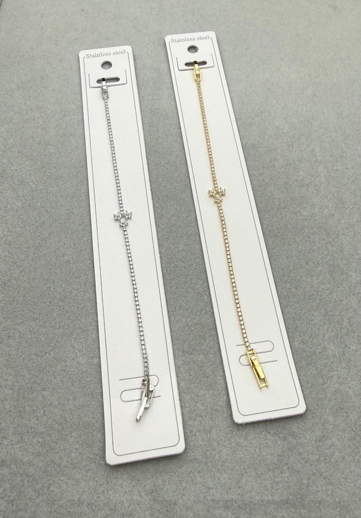 Yıldız Charm Detaylı Zirkon Taşlı Çelik Bileklik