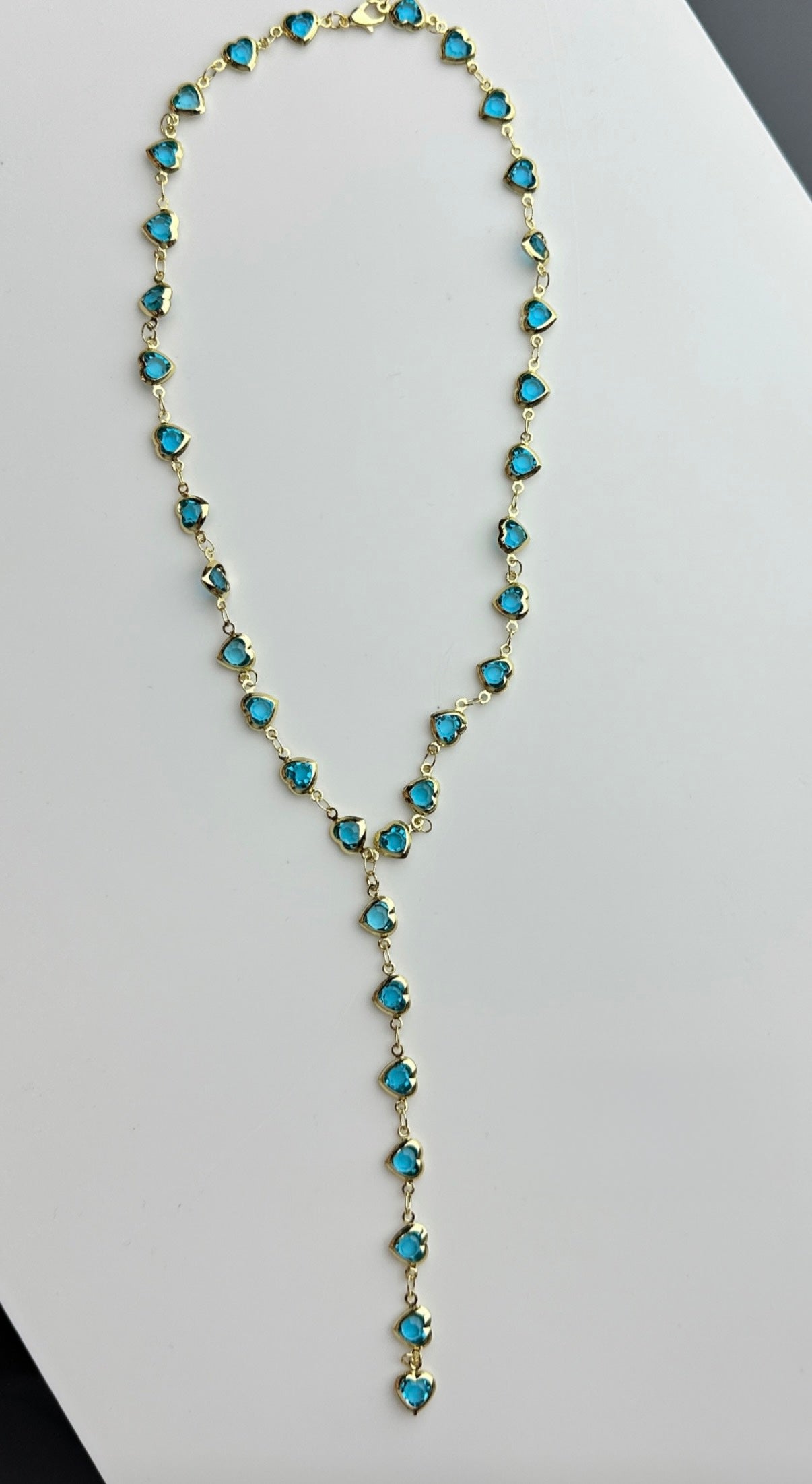 Kalp Taşlı Altın Kaplama Lariat Kolye